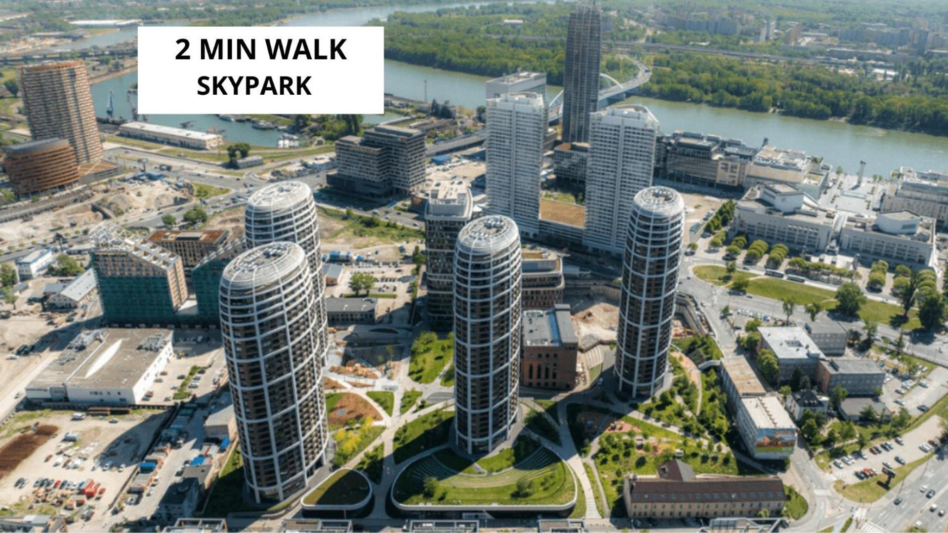 Downtown 3 Bdr Charm - Walk To All Attractions Bratislava Dış mekan fotoğraf